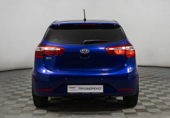 Подержанный автомобиль Kia Rio Hatchback 2012 года (6 фото)