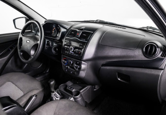 Подержанный автомобиль LADA (ВАЗ) Granta Liftback 2023 года (9 фото)