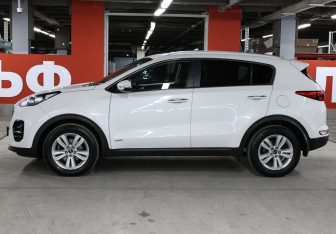 Подержанный автомобиль Kia Sportage 2018 года (8 фото)