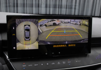 Подержанный автомобиль Toyota Camry Sedan 2025 года (22 фото)