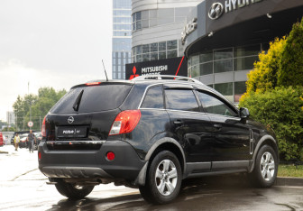 Подержанный автомобиль Opel Antara 2013 года (4 фото)