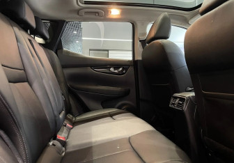 Подержанный автомобиль Nissan Qashqai 2014 года (12 фото)