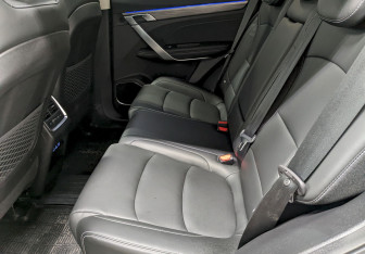 Подержанный автомобиль Belgee X70 2024 года (16 фото)