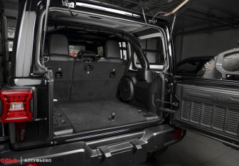 Новый Jeep Wrangler 2025 (17 фото)