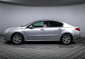 Подержанный автомобиль Peugeot 508 Sedan 2012 года (8 фото)