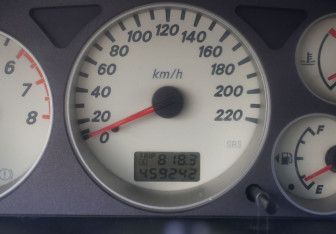 Подержанный автомобиль Mitsubishi Lancer Sedan 2006 года (12 фото)