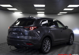 Подержанный автомобиль Mazda CX-9 2018 года (27 фото)