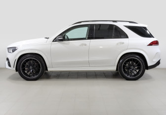 Подержанный автомобиль Mercedes-Benz GLE 2020 года (8 фото)
