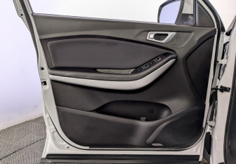 Подержанный автомобиль Chery Tiggo 7 2019 года (19 фото)