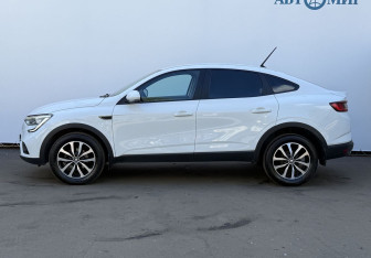 Подержанный автомобиль Renault Arkana 2020 года (8 фото)