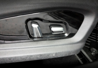 Подержанный автомобиль Jaecoo J7 2023 года (24 фото)