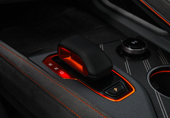 Подержанный автомобиль Zeekr 001 2024 года (28 фото)