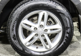 Подержанный автомобиль SsangYong Actyon 2012 года (5 фото)