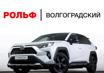 Подержанный автомобиль Toyota RAV4 2023 года (28 фото)