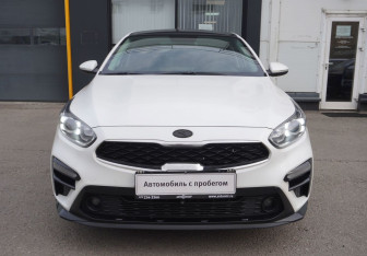 Подержанный автомобиль Kia Cerato Sedan 2019 года (2 фото)