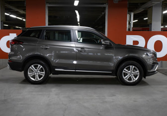 Подержанный автомобиль Geely Atlas Pro 2023 года (4 фото)