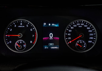 Подержанный автомобиль Kia K5 2021 года (12 фото)