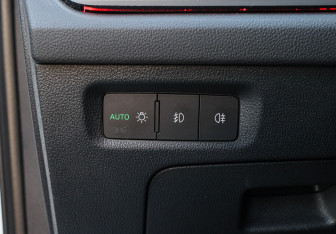 Подержанный автомобиль Skoda Octavia Wagon 2021 года (19 фото)