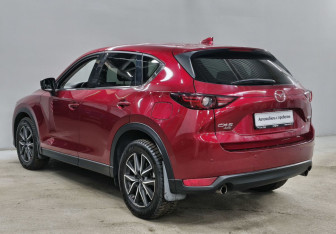 Подержанный автомобиль Mazda CX-5 2018 года (7 фото)