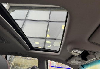 Подержанный автомобиль Hyundai Santa Fe 2006 года (12 фото)