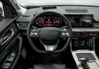 Подержанный автомобиль Exeed VX 2023 года (10 фото)