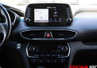 Подержанный автомобиль Hyundai Santa Fe 2020 года (14 фото)