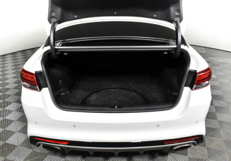 Подержанный автомобиль Kia Optima Sedan 2016 года (18 фото)