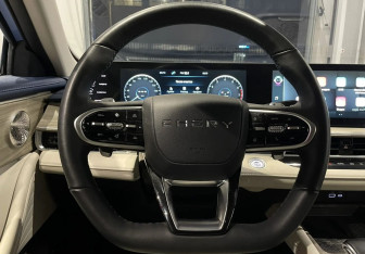 Подержанный автомобиль Chery Arrizo 8 2023 года (14 фото)