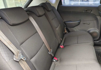 Подержанный автомобиль Hyundai i30 Hatchback 2010 года (11 фото)