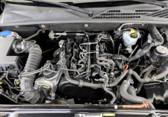 Подержанный автомобиль Volkswagen Amarok 2013 года (10 фото)