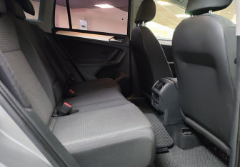 Подержанный автомобиль Volkswagen Tiguan 2019 года (11 фото)