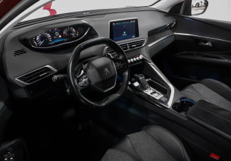 Подержанный автомобиль Peugeot 3008 2017 года (7 фото)