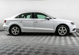 Подержанный автомобиль Audi A3 Sedan 2013 года (4 фото)