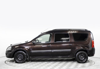 Подержанный автомобиль LADA (ВАЗ) Largus Wagon 2017 года (8 фото)