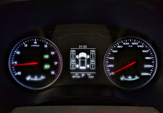 Подержанный автомобиль Москвич 3 2023 года (13 фото)