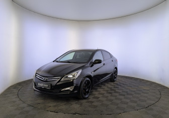 Подержанный автомобиль Hyundai Solaris Sedan 2015 года (1 фото)