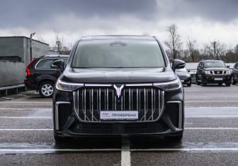 Подержанный автомобиль Voyah Dream 2023 года (2 фото)