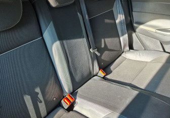 Подержанный автомобиль Ford Focus Hatchback 2012 года (12 фото)
