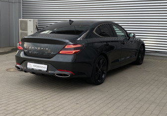 Подержанный автомобиль Genesis G70 2020 года (4 фото)