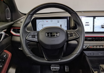 Подержанный автомобиль Geely Coolray 2024 года (21 фото)