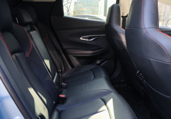 Подержанный автомобиль Changan UNI-T 2024 года (8 фото)