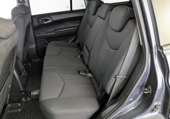 Подержанный автомобиль SsangYong Kyron 2014 года (12 фото)