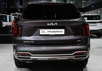 Подержанный автомобиль Kia Sorento 2023 года (5 фото)