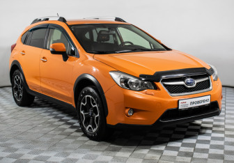 Подержанный автомобиль Subaru XV 2015 года (3 фото)