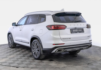 Подержанный автомобиль Chery Tiggo 8 Pro 2021 года (7 фото)