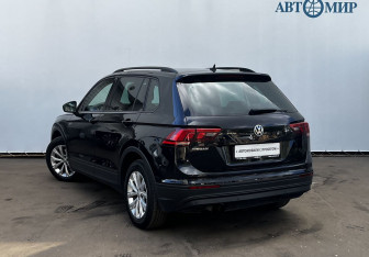 Подержанный автомобиль Volkswagen Tiguan 2019 года (7 фото)