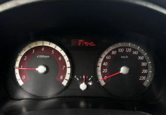 Подержанный автомобиль Kia Rio Sedan 2010 года (12 фото)