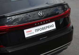 Подержанный автомобиль Volkswagen Passat Sedan 2021 года (25 фото)