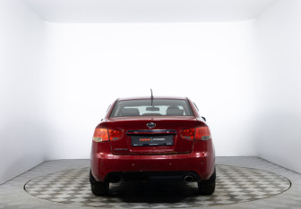 Подержанный автомобиль Kia Cerato Sedan 2011 года (6 фото)