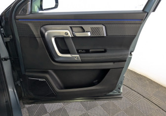 Подержанный автомобиль Jaecoo J7 2024 года (28 фото)